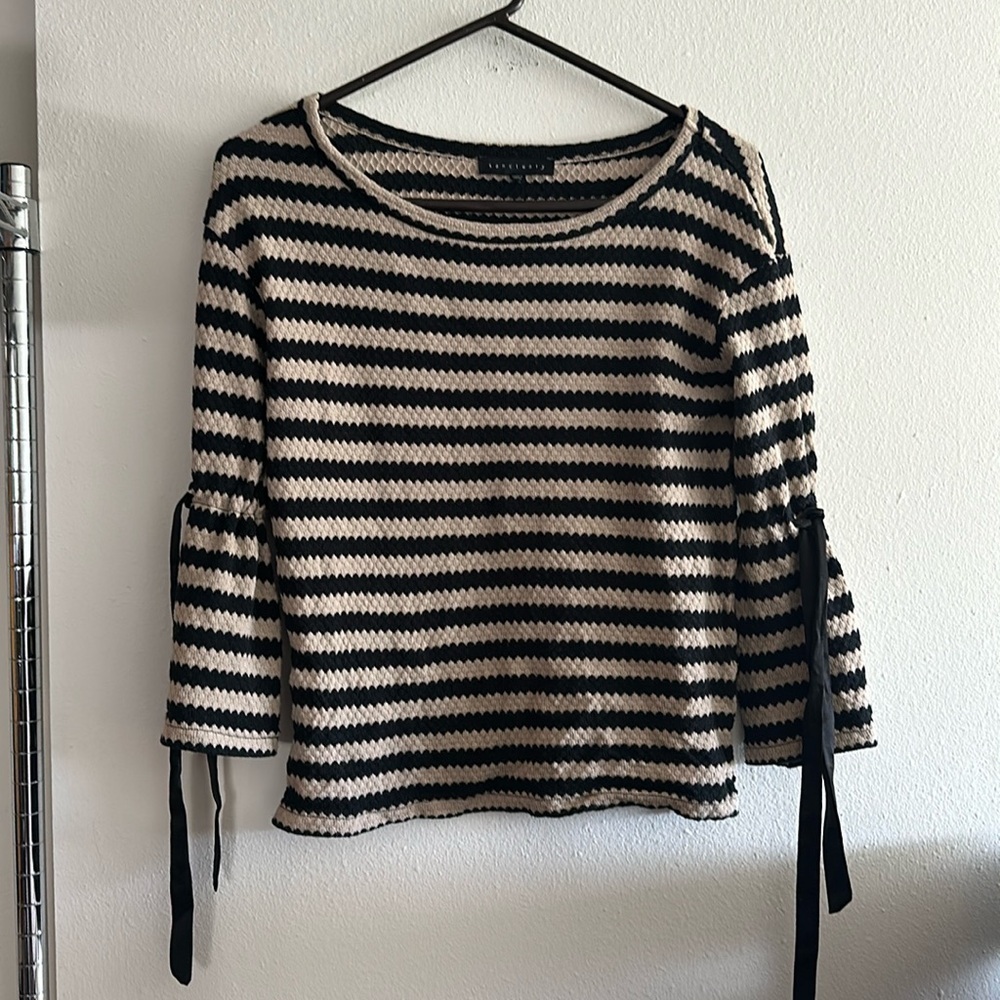 Sanctuary sweater with tie sleeves